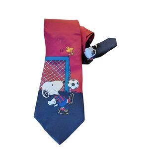 Snoopy And Friends Necktie Soccer Woodstock Peanuts Football FIFA